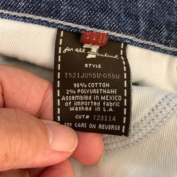 7 for all Mankind Mens Relaxed Front Button Wide Leg, Mid weight, Mid Wash Jeans - Picture 3 of 15